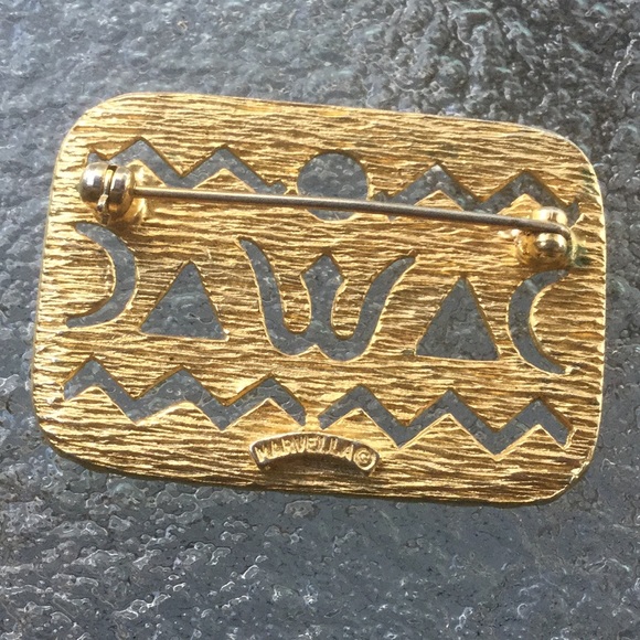 Marvella Witchy Pin - Picture 2 of 2